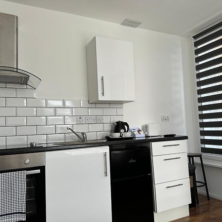 Studio In Bolton Town, Short Stay Studio 2 외부 사진